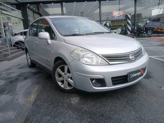 NISSAN TIIDA 1.8 S 16V FLEX 4P MANUAL NISSAN TIIDA 1.8 S 16V FLEX 4P MANUAL